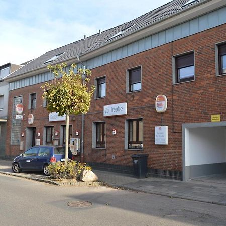 Pension Zur Traube Bergheim  Exterior foto