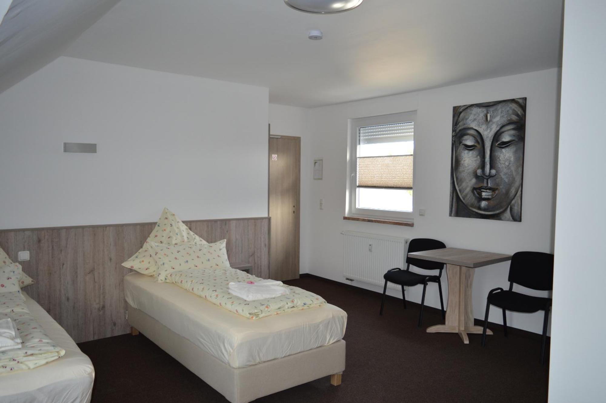 Pension Zur Traube Bergheim  Zimmer foto