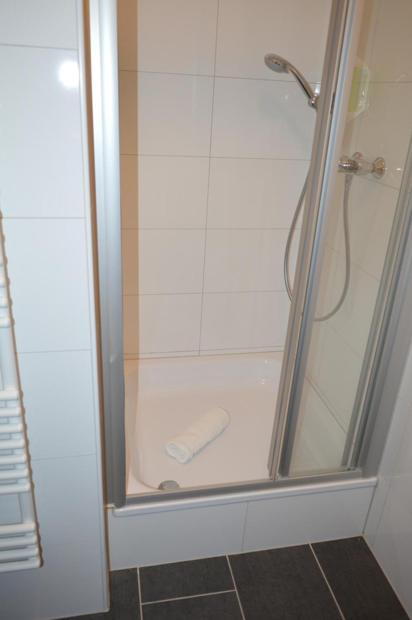 Pension Zur Traube Bergheim  Zimmer foto