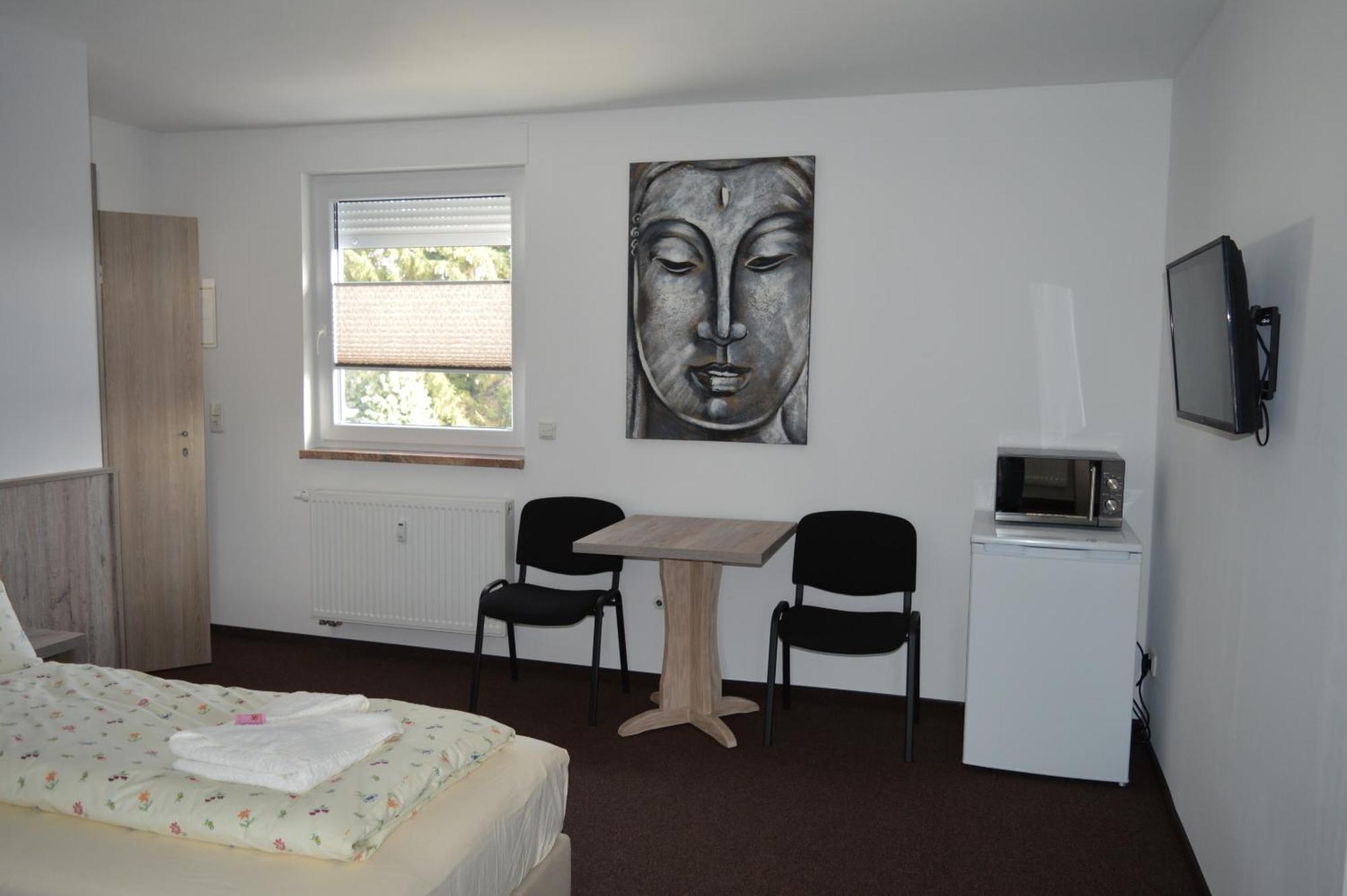 Pension Zur Traube Bergheim  Zimmer foto